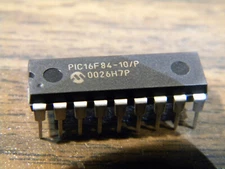 Microchip Technology PIC16F84-10/P Flash EEPROM 8-Bit Microcontrollers