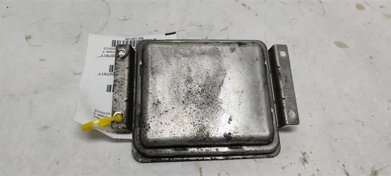 MÓDULO DE CONTROL CHASIS DELANTERO 56051036AD 2002-2005 DODGE RAM1500 Foto 4 de 4