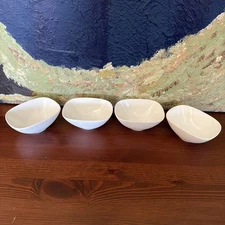 Pier 1 Imports Bowls Cups Dishes Ramekin White Porcelain Small Snack Nuts Oval