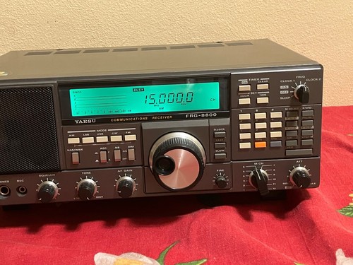 Ricevitore Yaesu FRG-8800 Communication Receiver - Photo 3/5