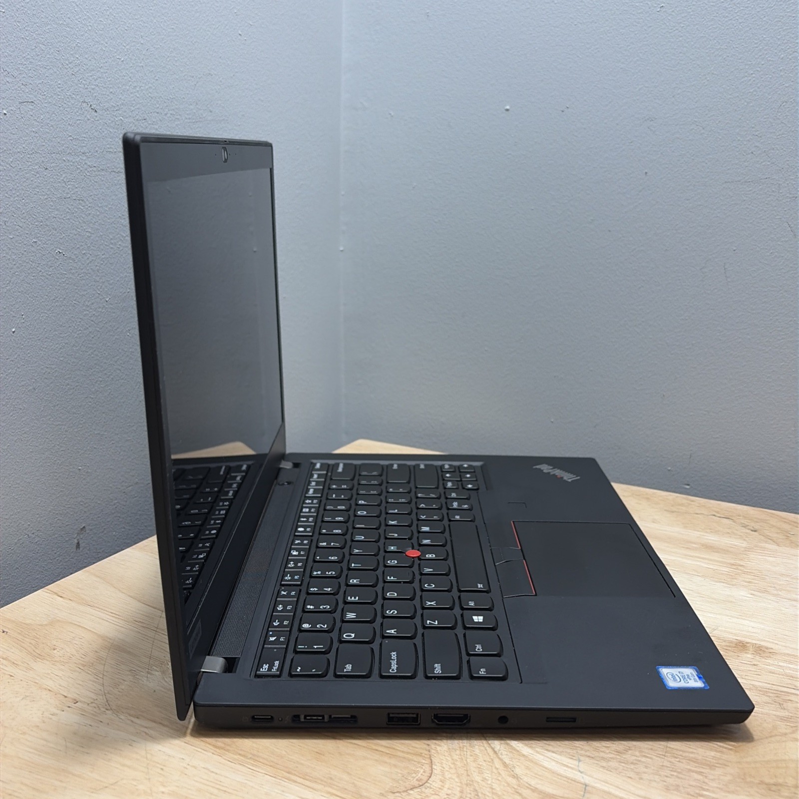 Lenovo ThinkPad T490, 14-Inch Laptop, with INTEL CORE I7-8665U, 256 GB SSD (Solid State Drive), Windows 11 Pro