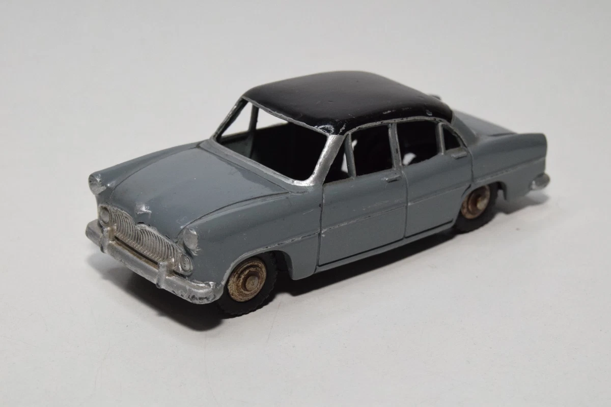 Dinky Toys 195 Jaguar 3,4 Saloon (Gebraucht) in Binningen für CHF 25