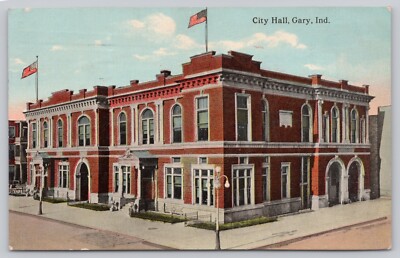 Postcard Gary Indiana Street View City Hall American Flags Atop Posted 1913