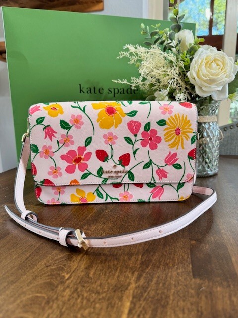 Kate spade バック Spade Flower Quilted Fabric Convertible Crossbody | Kate