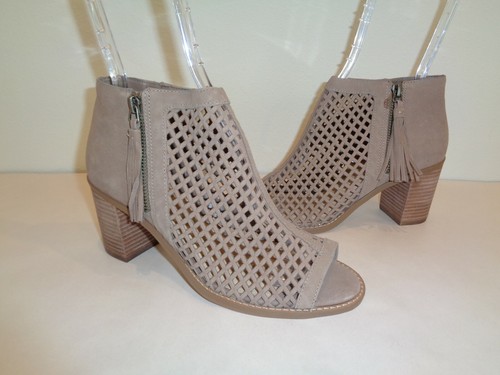 Vince Camuto Size 7.5 M TRESIN Brown Perforated Leather Booties New Womens Shoes - Picture 7 of 12