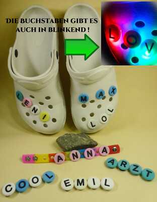 Clogs Buchstaben BLINKEN LEUCHTEN Schuh Charms Anstecker Pin Message Name NEU