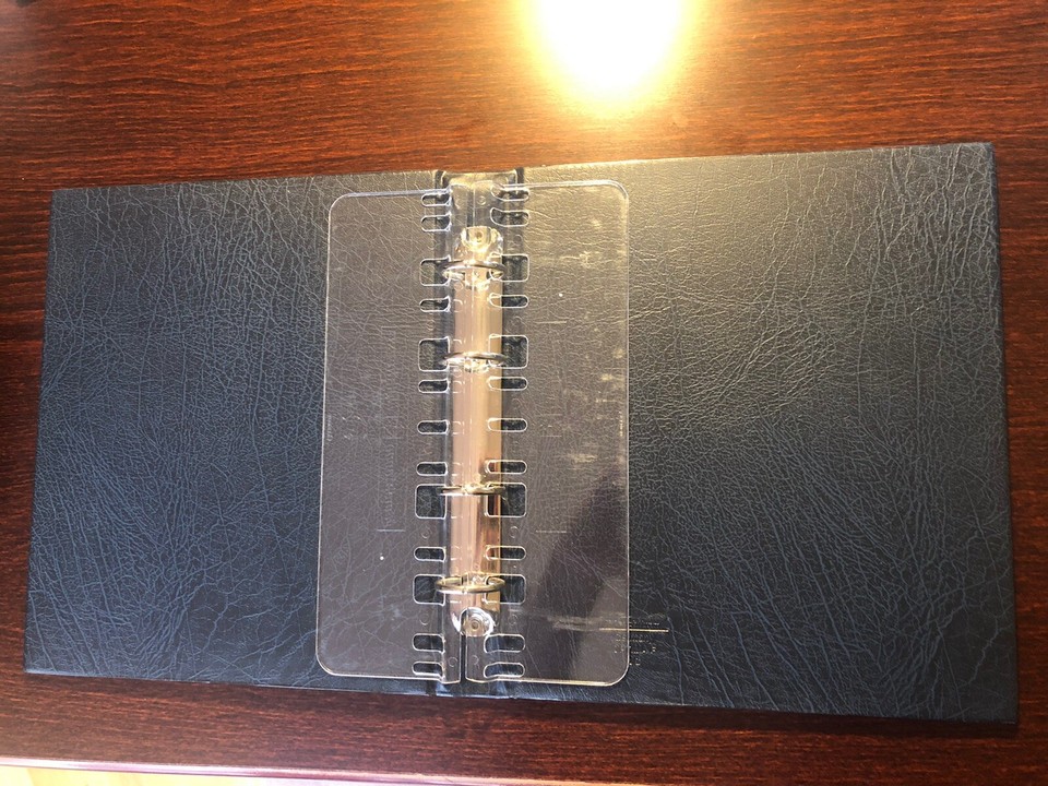 LIGHTHOUSE OPTIMA 4 RINGS BINDER & SLIPCASE. GOOD FOR BANKNOTES FDC