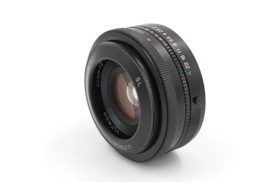 Voigtländer Ultron 40mm f2 SLII Pentax K-A mount near mint - Photo 1/4