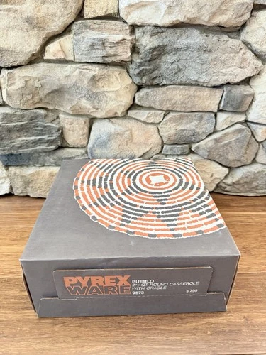 VINTAGE Pyrex Pueblo 2.5 Qt Round Casserole #9573 - FACTORY SEALED New Old Stock