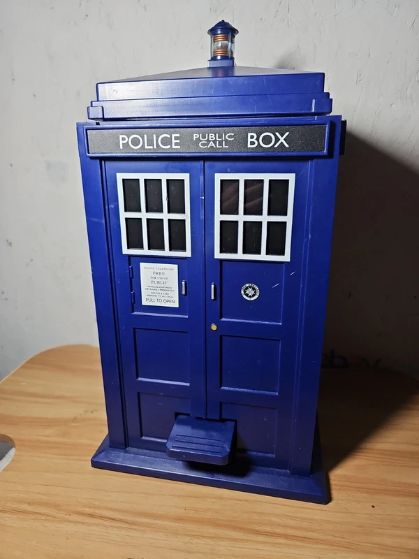 DR. WHO - TARDIS TRASH CAN LIGHTS & SOUNDS WORKS