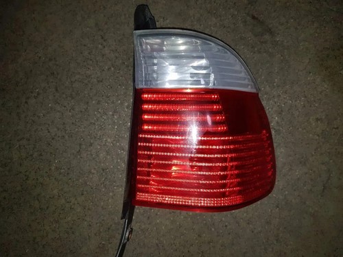 BMW 5 Touring E39 Rücklicht hinten links 6902532 3.00 Diesel 142kw 33752997