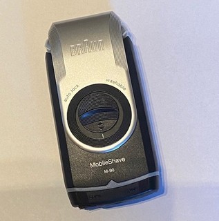 Braun MobileShave M 90 Battery Powered Travel Shaver