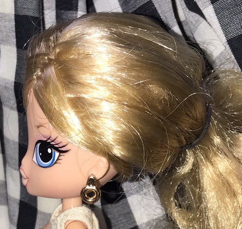 MUÑECA BRATZ KIDZ CLOE, ORIGINAL 7"" CON TRAJES ORIGINALES - Imagen 9 de 14