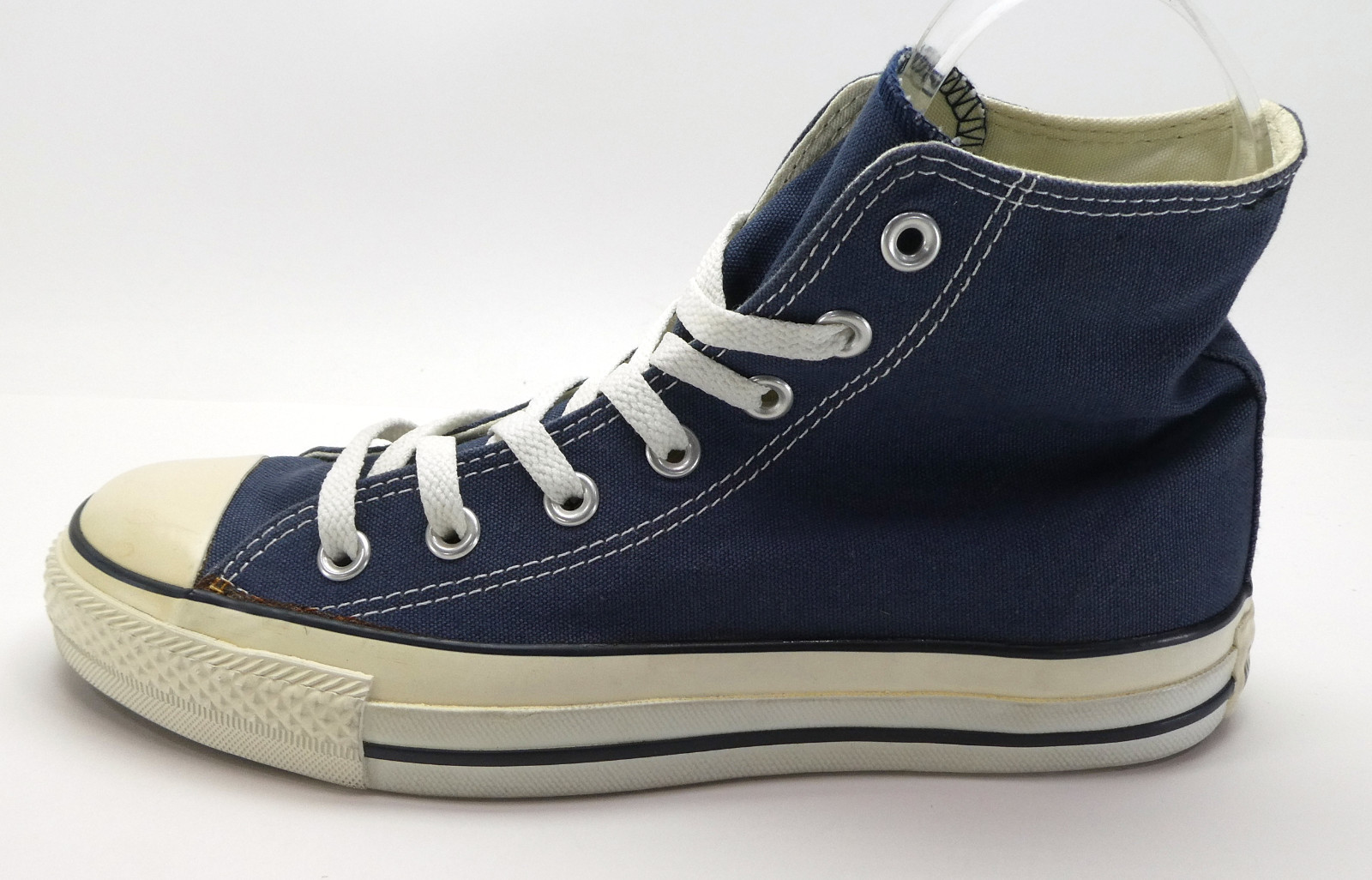 mens navy chuck taylors