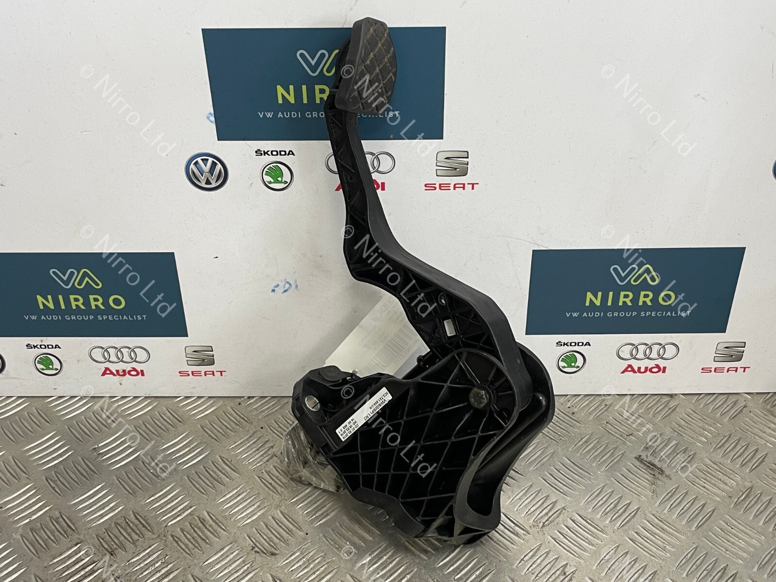 AUDI Q3 CLUTCH PEDAL ASSEMBLY 2015 TO 2018 3C2721059CK eBay