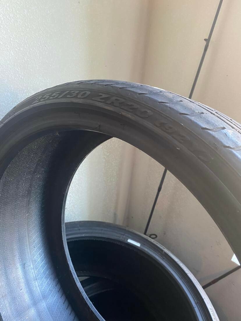 FULL SET OF PIRELLI P-ZERO FOR LAMBORGHINI AVENTADOR Tire Set 0R8340004 NOS