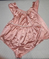 1970s Cute VINTAGE Pink Satin 2 piece Pajama Set Sz B2-B4