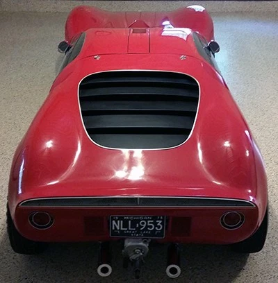 Is it a Porsche, a Ferrari? Nope, a Molzon GT38. 