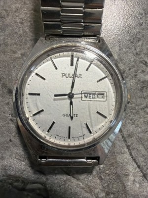 Pulsar Men's Vintage Watch 940471 Works Perfect