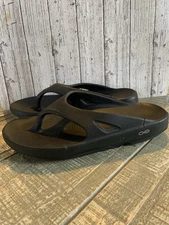OOFOS OOriginal Black Outdoor Lightweight Thong Recovery Sandals Men's Size 7