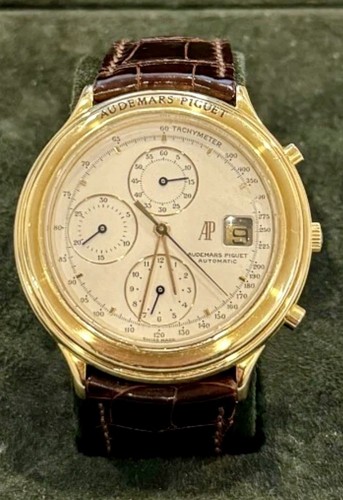 Audemars Piguet Huitieme Chronograph 18k Yellow Gold C60748 Box & Serviced 2025 - Picture 2 of 9