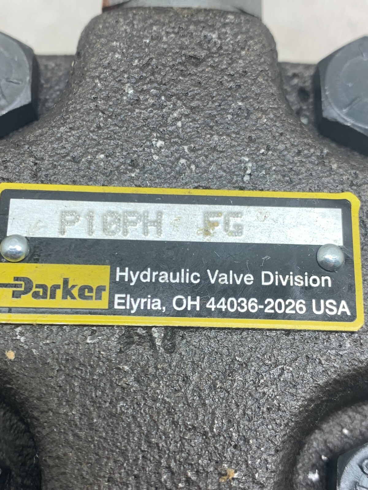 NEW PARKER HYDRAULIC PRESSURE CONTROL VALVE P10PH FG eBay