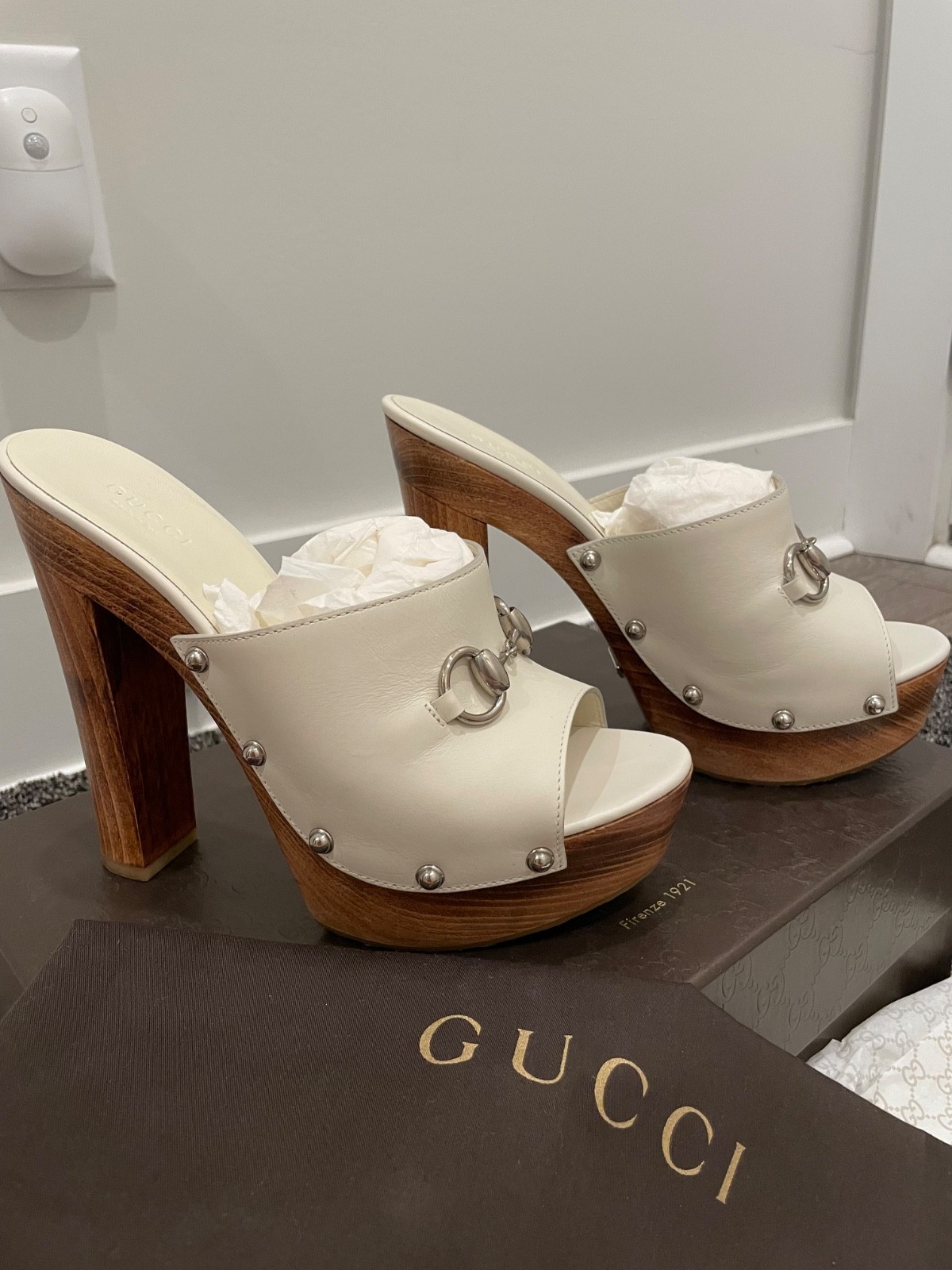 gucci leather clogs Italian size38 - image 1