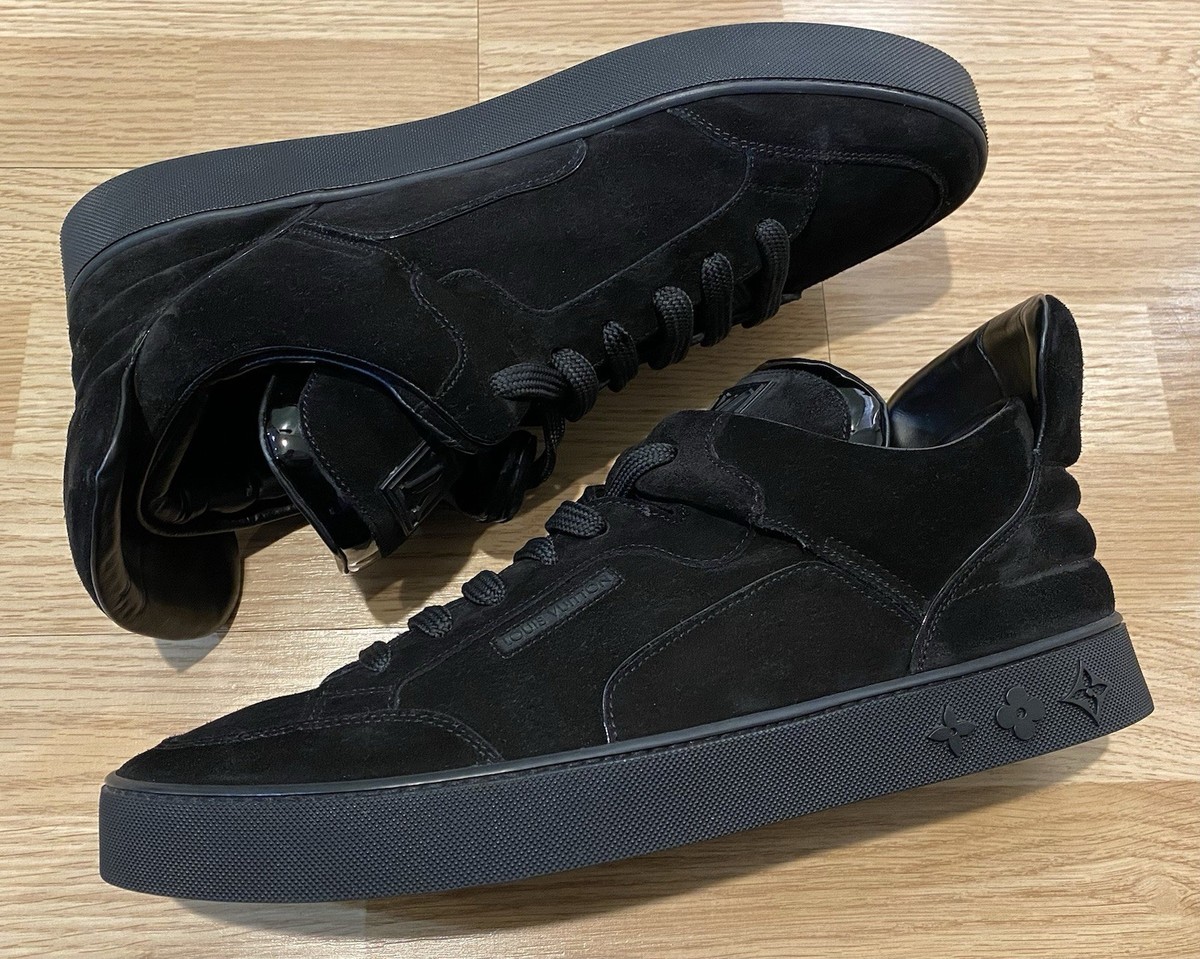 2009 Louis Vuitton x Kanye West Don Black Suede Sneakers YP6U1PSC