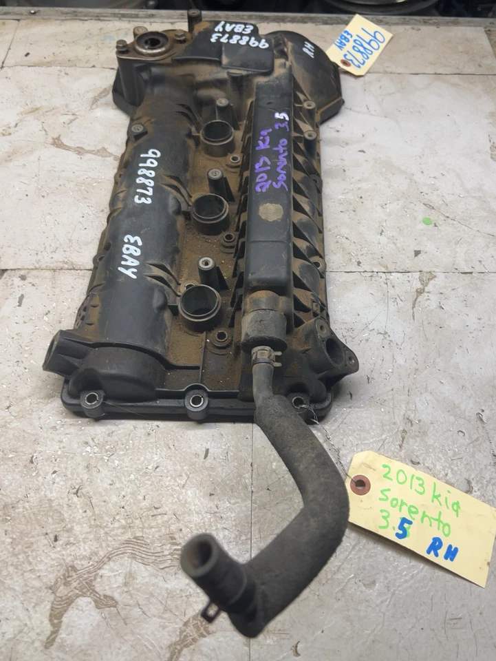 Cubierta de válvula trasera derecha del motor Sorento 2014 Sedona 3,5 L 2012-2013 Foto 3 de 4