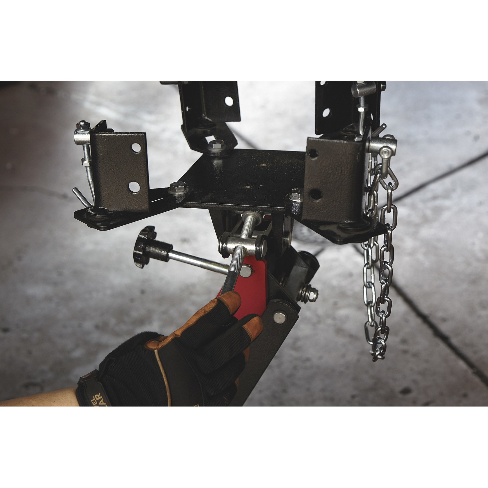 Strongway 1/2-Ton Hydraulic Low Profile Transmission Jack
