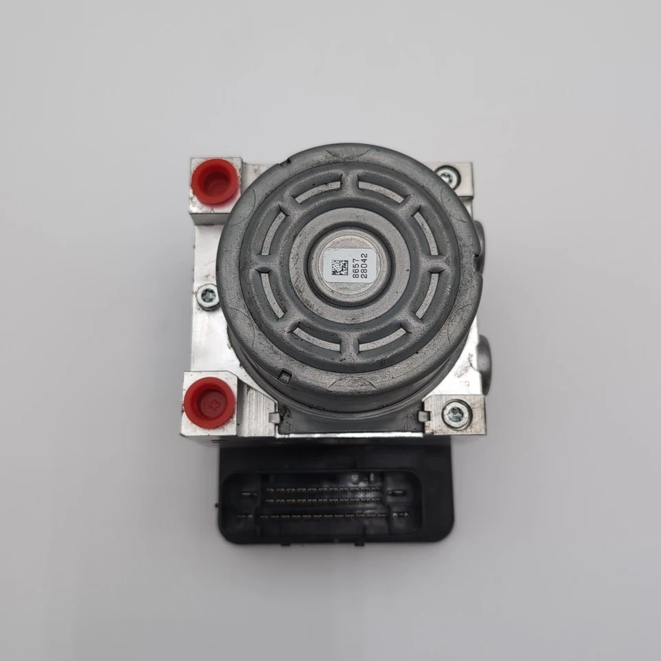 2014 - 2020 BMW 335i 435i 340i 440i M235i ABS Brake Pump 6870418 - Image 3 of 4