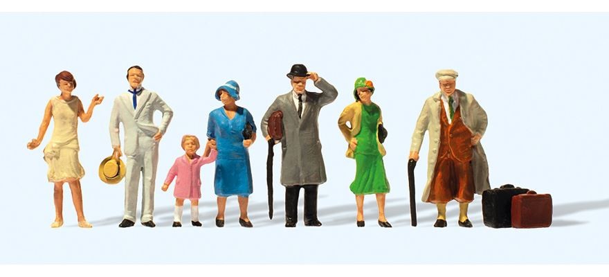 Passers By (7) Figure Set Preiser 12446