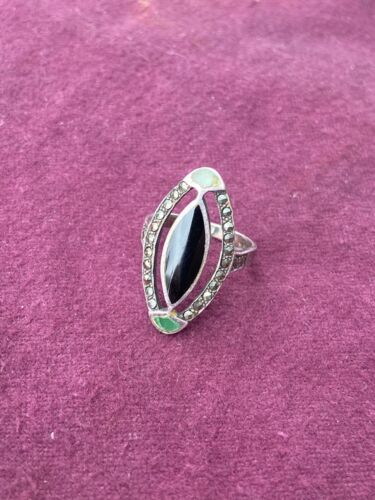 Vintage Art Deco Black Onyx Ring set in Sterling Silver and Marcasite - Picture 20 of 20