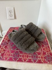 G14 UGG Fluff Yeah Girls Size 5 Gray Sheep Fur Lined Slip On House Slippers