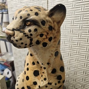 Vintage Cheetah Mid Century Era Style Ronzan Italian Hand-Painted  Sculpture