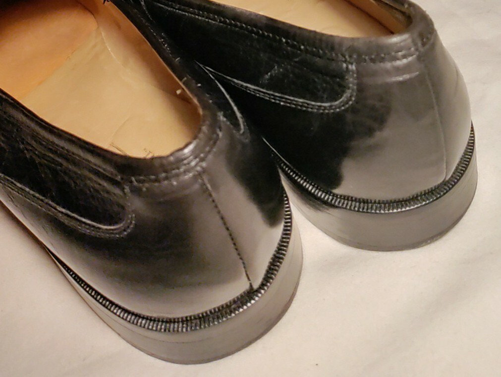 Johnston Murphy Cellini Solid Black Deerskin Penn… - image 5