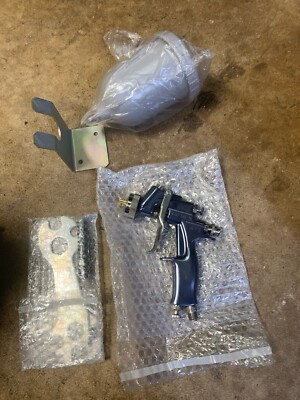 Kremlin Paint Spray Gun M22 HTI - New In box