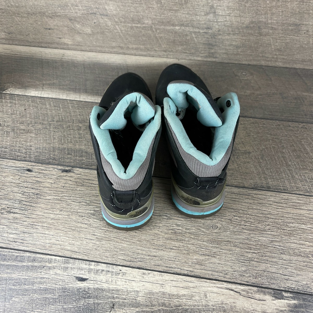 The North Face A07N Women's Black & Seafoam Havoc Mid GTX