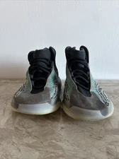 Yeezy Quantum Teal Blue 