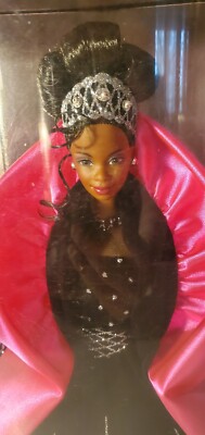 1998 Happy Holiday Barbie African American NRFB | eBay display picture 1