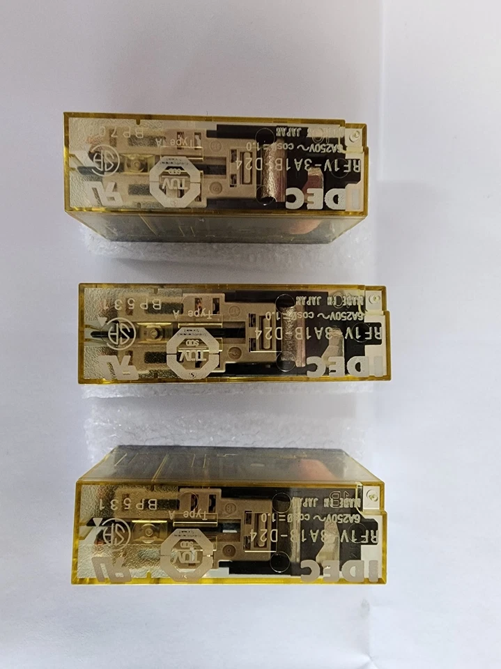 IDEC, RF1V-3A1B-D24, Plug-in Relay,3NO/NC, Non-Latching, 6 A, 24Vdc, New Stock - Image 2 of 4