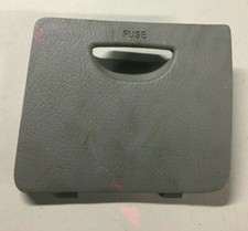 Kia Cerato MK1 (ED) - Drivers Side Front Fuse Pocket Lid - Right