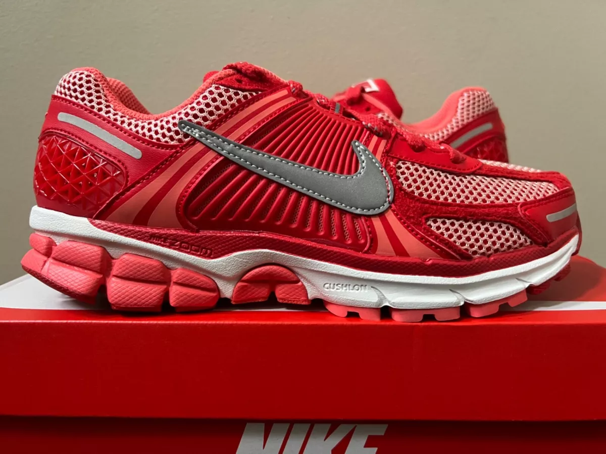 Nike Zoom Vomero 5 University Red Metallic Silver Size 6 14 FN6833 657