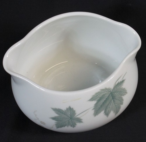 Vtg Noritake Cook n Serve Wild Ivy Gravy Boat Grape Leaves Spout White Pristine - Picture 4 of 5