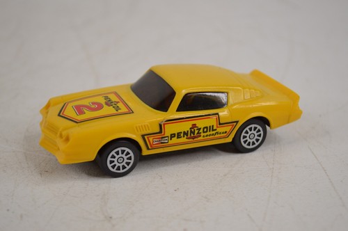 Buddy L 1980 Camaro Pennzoil Race Car for Car Hauler Truck Yellow Plastic 4.5" - Picture 3 of 6