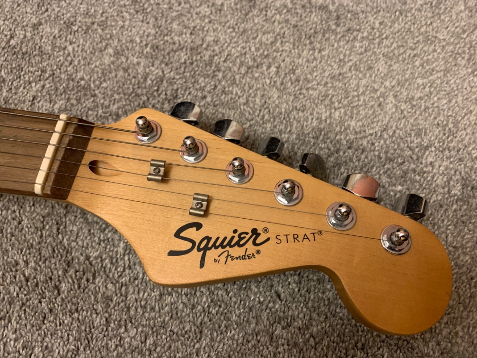 Squier Strat by Fender electric guitar and amp package in great