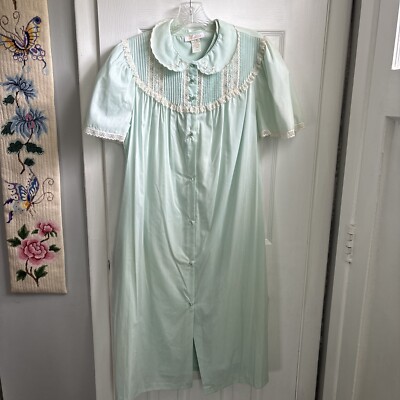 VINTAGE WOMENS NIGHT GOWN ROBE SHORT SLEEVE LACE FLORAL EMBROIDERY
