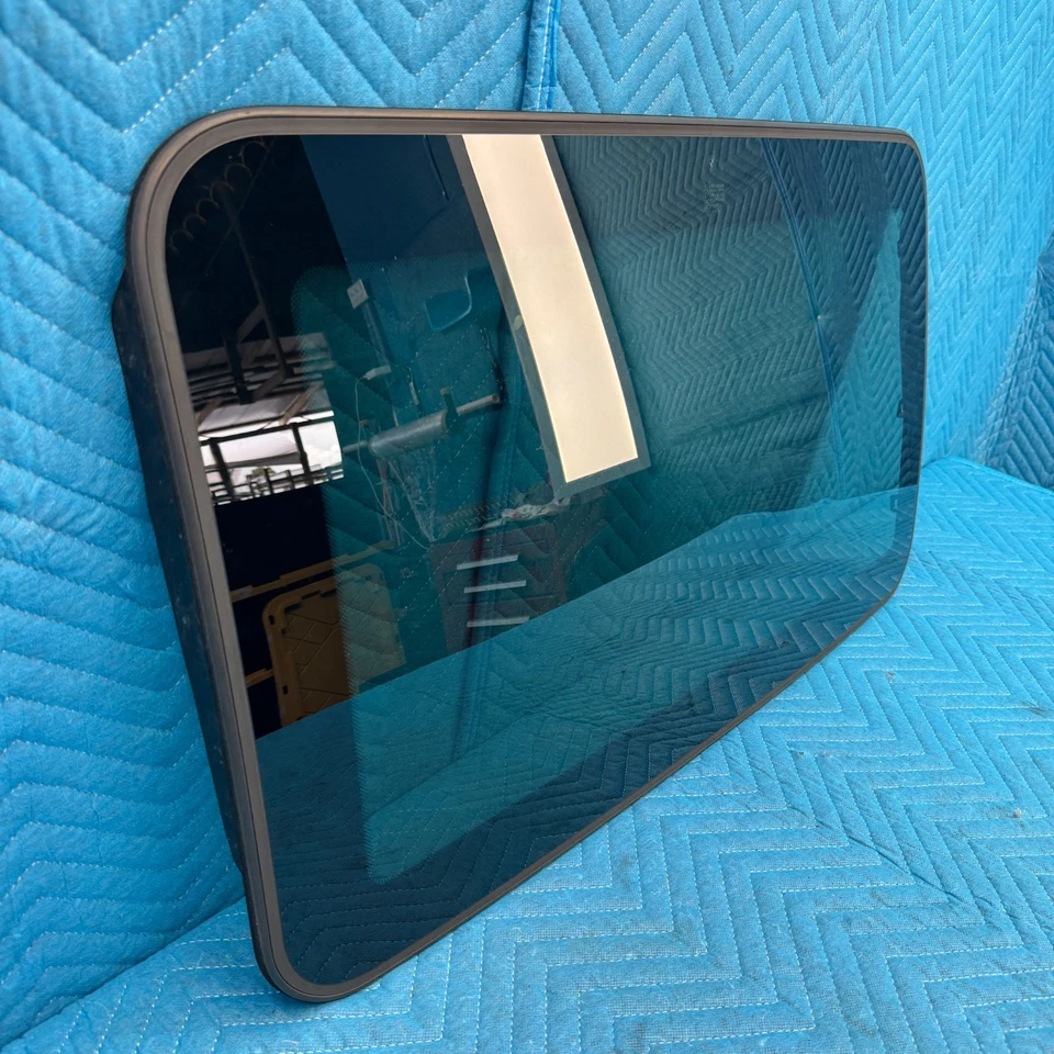 BMW 325i E90 2006-2011 techo corredizo vidrio OEM 43R-001090 Foto 4 de 4