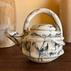 Teiera ceramica studio vintage smalto crepitante dipinta a mano floreale anni 70