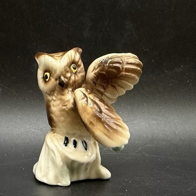 Eule Keramik Porzellan fliegende Figur Vintage Knochen Vogel Figur